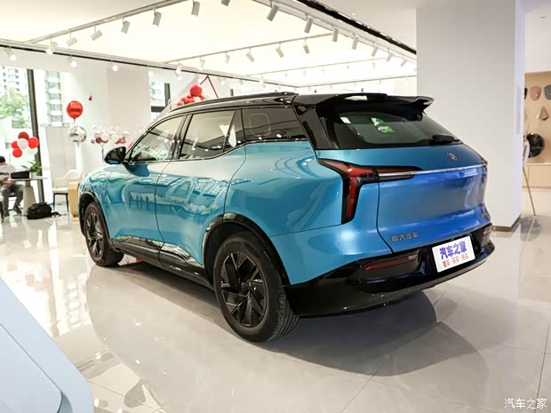 恒大新能源 恒驰5 2022款 豪华版 恒大新能源 恒驰5 2022款 豪华版