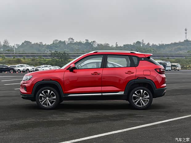 长安汽车 长安CS35PLUS 2021款 荣耀百万版 1.6L CVT豪华版