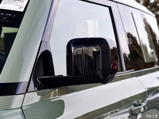 路虎(進(jìn)口) 路虎衛(wèi)士 2023款 90 75th Limited Edition