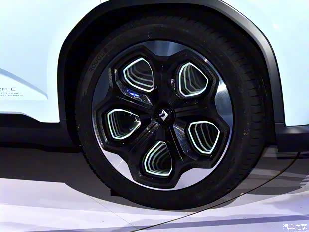 上汽通用五菱 寶駿RM-C 2019款 概念車