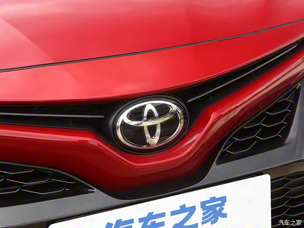 广汽丰田 凯美瑞 2023款 2.0S 锋尚版 广汽丰田 凯美瑞 2023款 2.0S 锋尚版