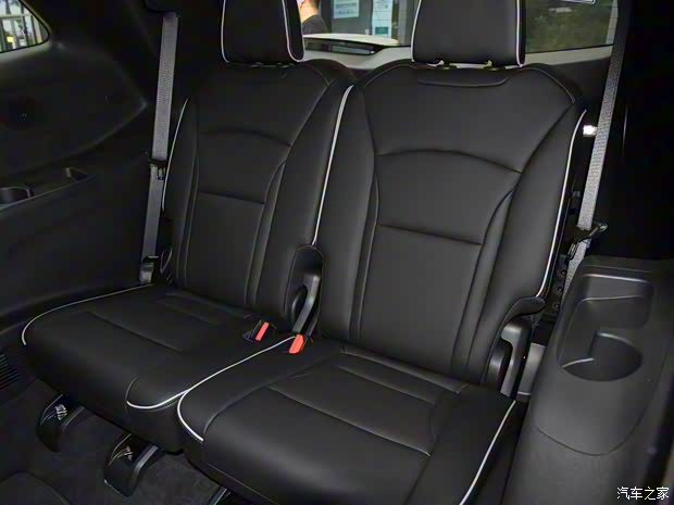 上汽通用別克 昂科旗 2022款 652T 四驅(qū)尊享旗艦型 6座