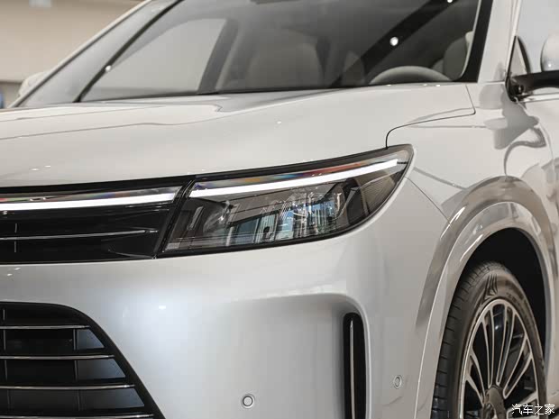 賽力斯汽車 問界M7 2024款 1.5T 智駕四驅(qū)Plus版 5座