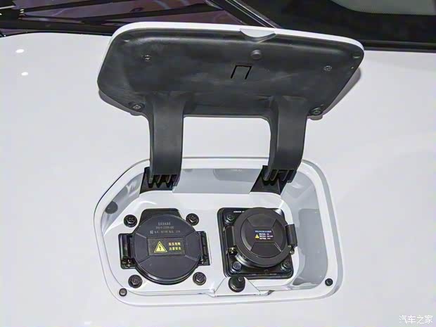 奇瑞新能源 奇瑞無界Pro 2022款 301km 魔獸版