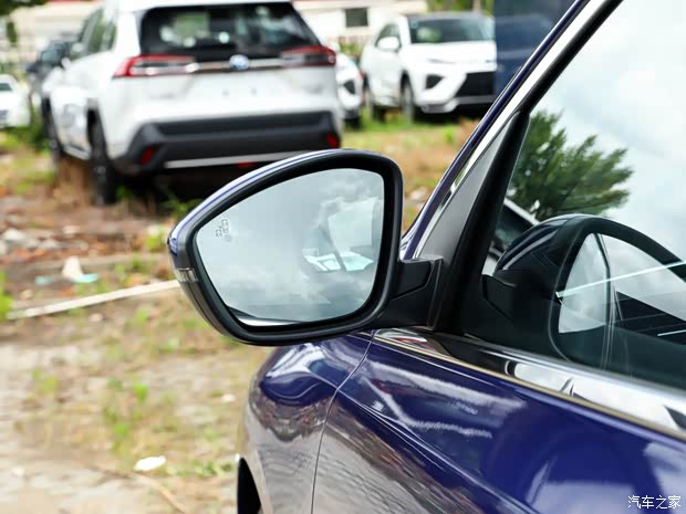 东风标致 标致408 2022款 顶配版