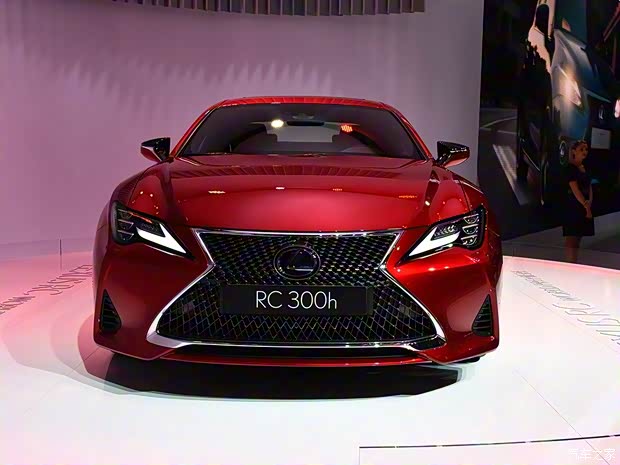 雷克萨斯 雷克萨斯RC 2019款 RC 300h 雷克萨斯 雷克萨斯RC 2019款 RC 300h