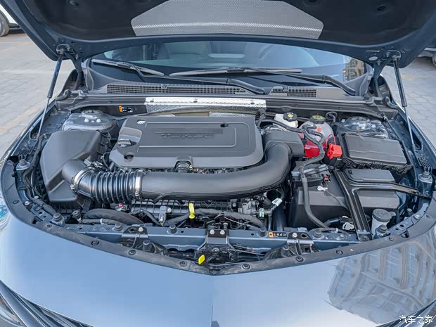 上汽通用雪佛兰 迈锐宝XL 2021款 Redline 550T 自动锐智版