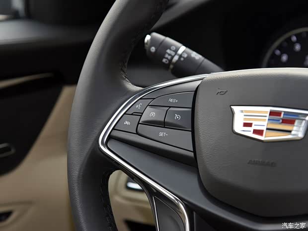 上汽通用凱迪拉克 凱迪拉克CT6 2019款 28T 時(shí)尚型