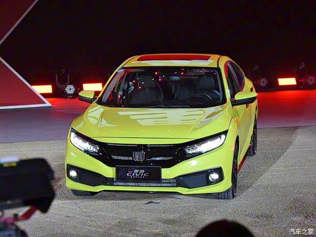 东风本田 思域 2019款 220TURBO CVT燃擎版 国V 东风本田 思域 2019款 220TURBO CVT燃擎版 国V