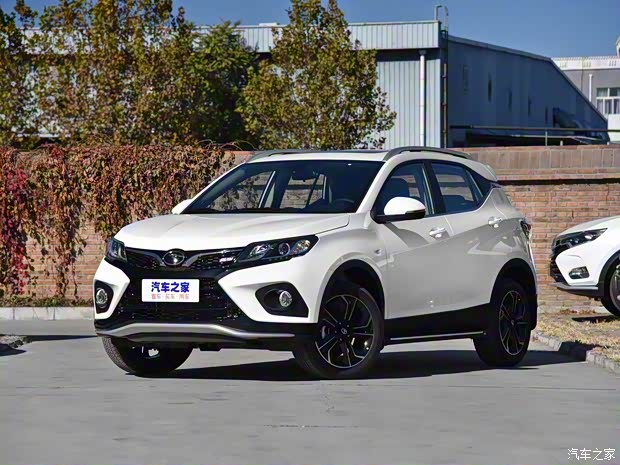 东南汽车 东南DX3 2019款 DX3X酷绮 1.5L 手动尊贵型 东南汽车 东南DX3 2019款 DX3X酷绮 1.5L 手动尊贵型