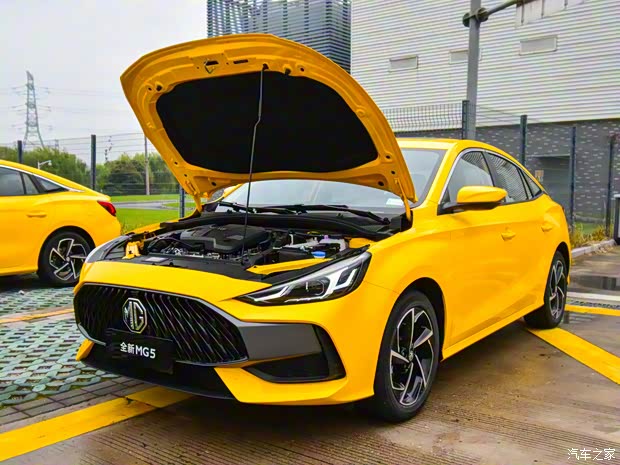 上汽集团 名爵5 2021款 300TGI DCT青奢旗舰版