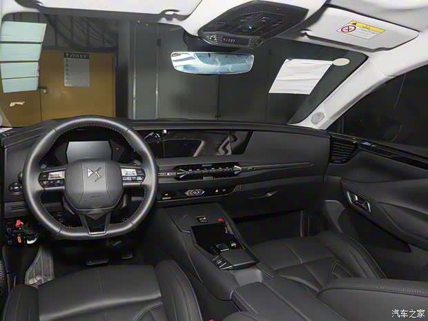 DS(进口) DS 4 2023款 1.6T 基本型 DS(进口) DS 4 2023款 1.6T 基本型