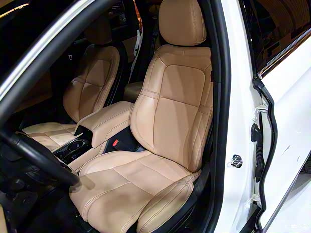 林肯(進(jìn)口) Corsair(海外) 2019款 基本型