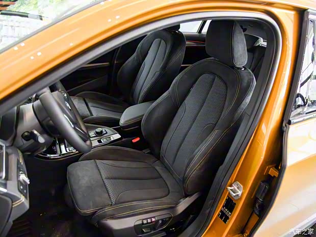 宝马(进口) 宝马X2 2018款 sDrive25i 宝马(进口) 宝马X2 2018款 sDrive25i