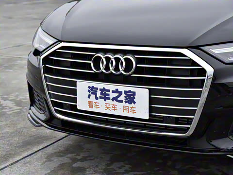 2022款 40 TFSI 豪华动感型 2022款 40 TFSI 豪华动感型