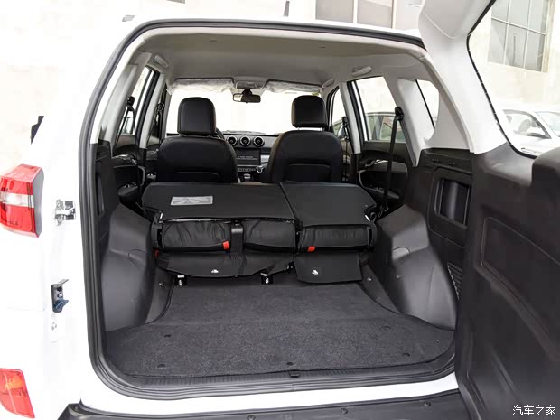 凱翼汽車(chē) 凱翼X3 2021款 1.5T CVT智臻版