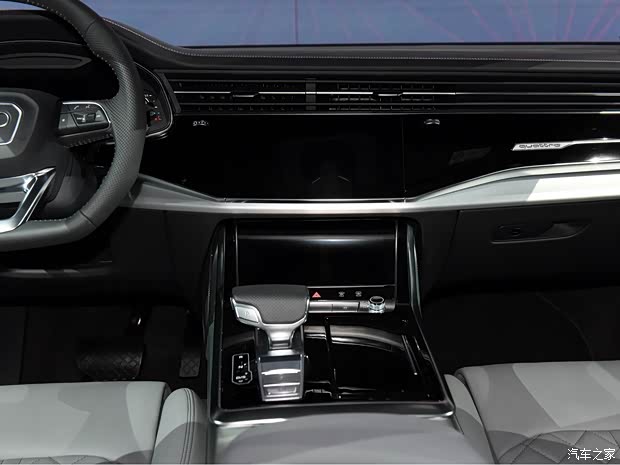 奥迪(进口) 奥迪Q8 2018款 基本型