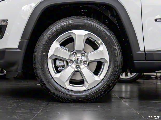 廣汽菲克Jeep 指南者 2019款 200T 自動(dòng)新春特別版