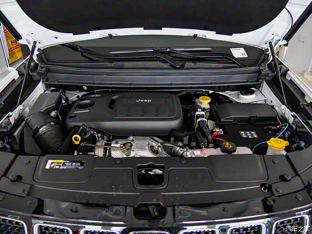 广汽菲克Jeep 指挥官 2018款 2.0T 四驱臻享版