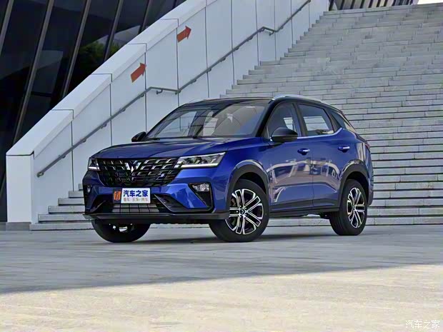 上汽通用五菱 五菱星驰 2022款 1.5T 基本型 上汽通用五菱 五菱星驰 2022款 1.5T 基本型