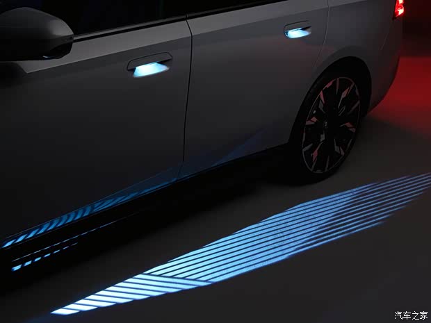 寶馬(進口) 寶馬5系新能源(進口) 2023款 530e