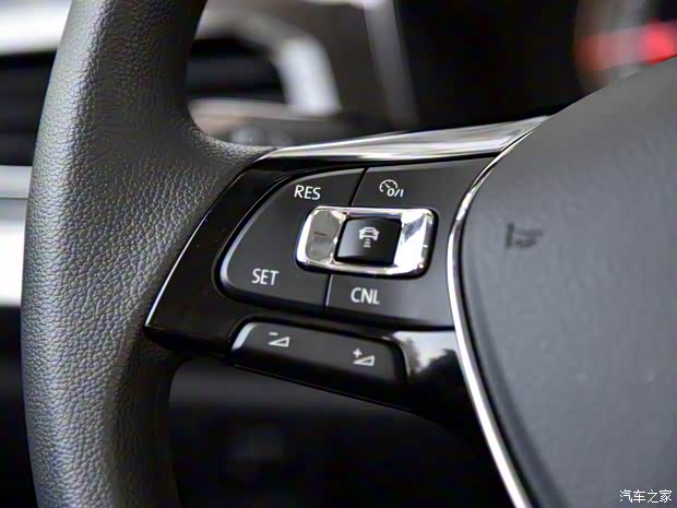 上汽大众 朗逸 2018款 两厢 280TSI DSG豪华版 国V