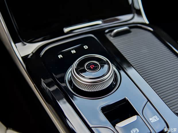 东风悦达起亚 K5凯酷 2020款 380T GT-Line 尊贵版 东风悦达起亚 K5凯酷 2020款 380T GT-Line 尊贵版