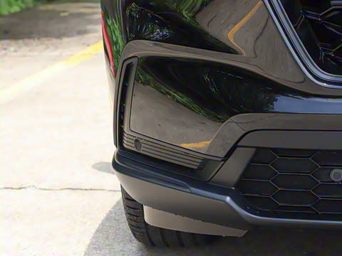 2024款 240TURBO 四驱尊耀版 5座 2024款 240TURBO 四驱尊耀版 5座