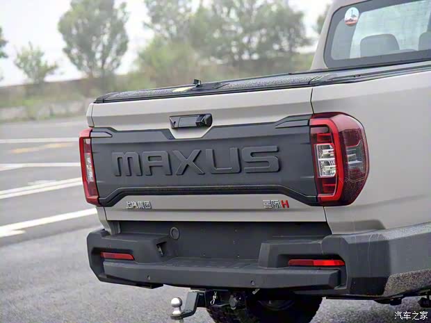 上汽大通 星際H 2023款 2.0T 自動(dòng) 柴油雙增壓四驅(qū)牛魔王版