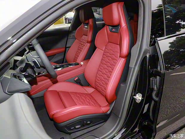 Audi Sport 奧迪RS e-tron GT 2023款 基本型