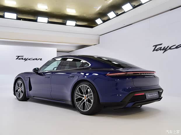 保时捷 Taycan 2019款 Taycan Turbo 保时捷 Taycan 2019款 Taycan Turbo