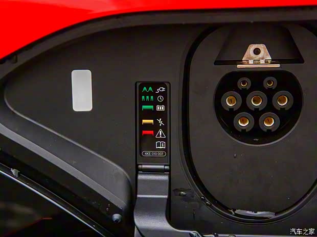 奧迪(進(jìn)口) 奧迪e-tron(進(jìn)口) 2019款 55 quattro 技術(shù)型