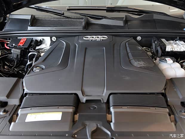 奥迪(进口) 奥迪Q7 2019款 45 TFSI 舒适型