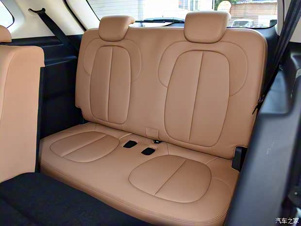 华晨中华 中华V7 2018款 280T 自动旗舰型 7座 华晨中华 中华V7 2018款 280T 自动旗舰型 7座