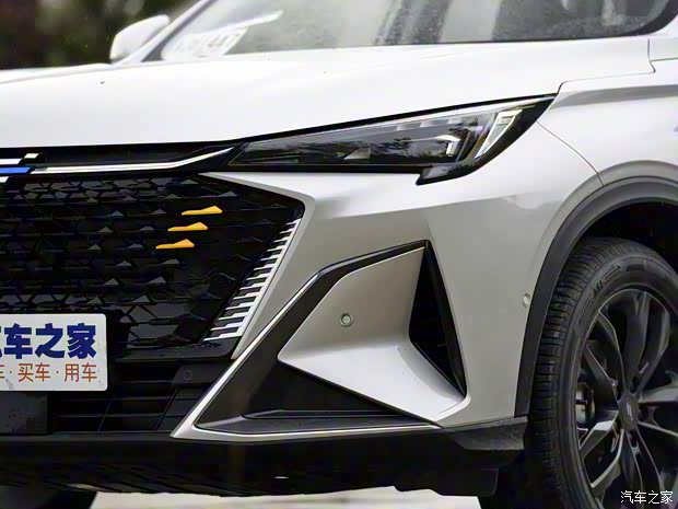 长安汽车 长安欧尚X5 PLUS 2023款 1.5T DCT智趣AI版