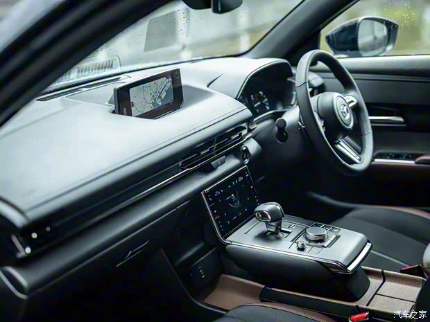 馬自達(dá)(進(jìn)口) 馬自達(dá)MX-30 2020款 e-SKYACTIV G AWD 日本版