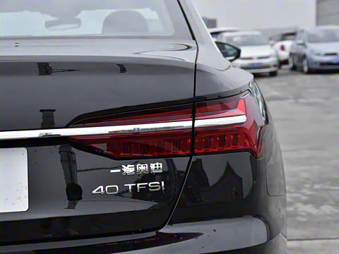 2022款 40 TFSI 豪华动感型 2022款 40 TFSI 豪华动感型