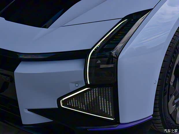 華人運(yùn)通 高合HiPhi Z 2023款 四座版