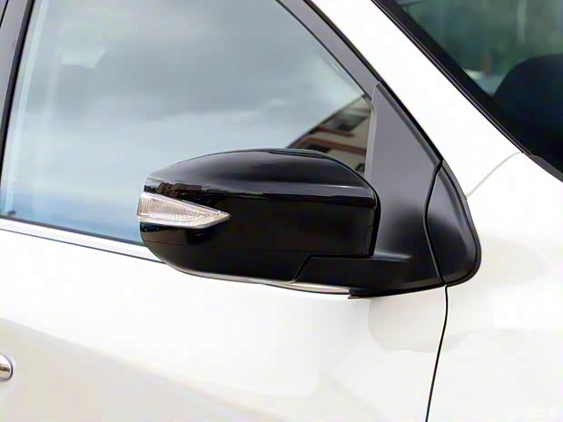 東風(fēng)日產(chǎn) 騏達(dá)TIIDA 2021款 1.6L CVT智行版