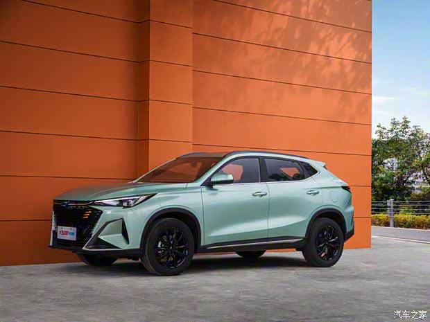 長(zhǎng)安汽車 長(zhǎng)安歐尚X5 PLUS 2023款 1.5T DCT先鋒型 律動(dòng)版 長(zhǎng)安汽車 長(zhǎng)安歐尚X5 PLUS 2023款 1.5T DCT先鋒型 律動(dòng)版