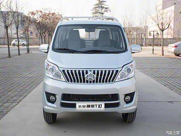 长安轻型车 神骐T10 2019款 1.5L舒适型单蒸空调厢货车双排860kg