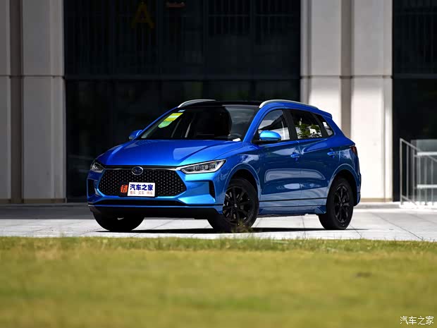 比亚迪 比亚迪e2 2021款 升级版 高续航版 尊贵型 比亚迪 比亚迪e2 2021款 升级版 高续航版 尊贵型