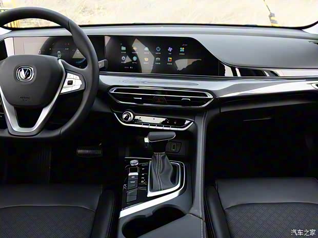 長(zhǎng)安汽車 逸動(dòng) 2020款 PLUS 藍(lán)鯨NE 1.4T GDI DCT尊貴型