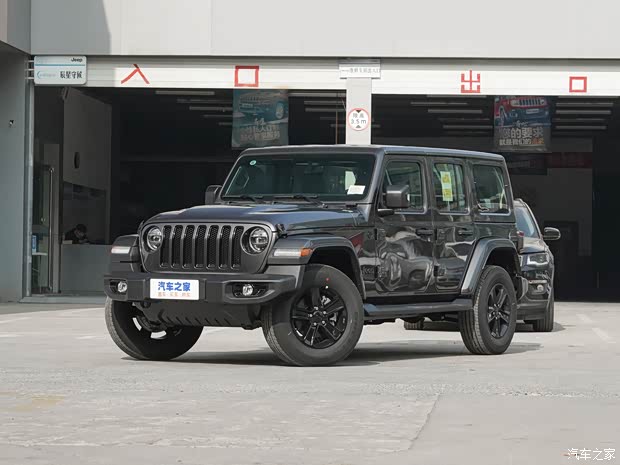 Jeep(进口) 牧马人 2024款 2.0T 撒哈拉四门版 Jeep(进口) 牧马人 2024款 2.0T 撒哈拉四门版