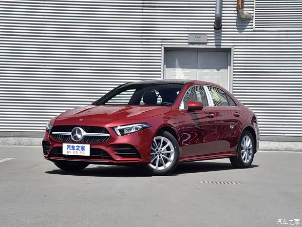 北京奔驰 奔驰A级 2020款 改款 A 200 L 运动轿车时尚型 北京奔驰 奔驰A级 2020款 改款 A 200 L 运动轿车时尚型