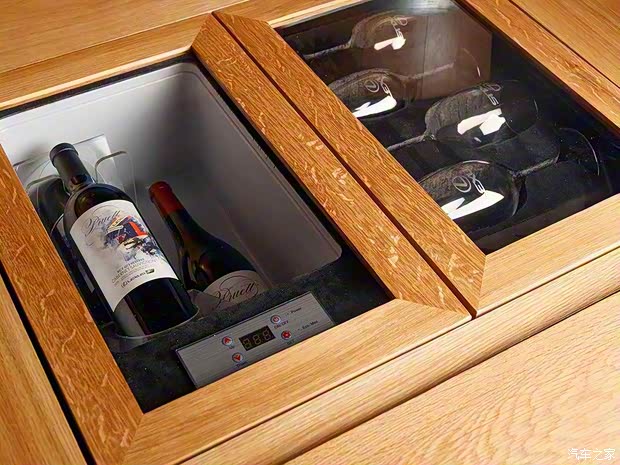 雷克萨斯 雷克萨斯ES 2019款 350 F SPORT SEMA改装版 雷克萨斯 雷克萨斯ES 2019款 350 F SPORT SEMA改装版