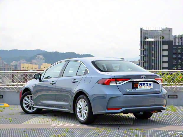 豐田(進(jìn)口) 卡羅拉(進(jìn)口) 2019款 Altis Hybrid
