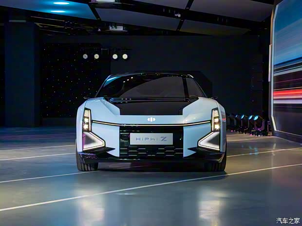 华人运通 高合HiPhi Z 2022款 原型车 华人运通 高合HiPhi Z 2022款 原型车