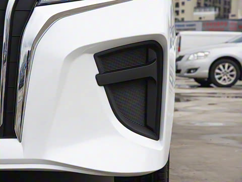 2023款 2.0L 长轴创享型 9座 2023款 2.0L 长轴创享型 9座