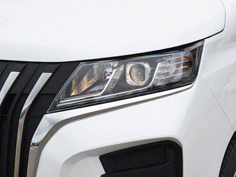 2023款 2.0L 长轴创享型 9座 2023款 2.0L 长轴创享型 9座